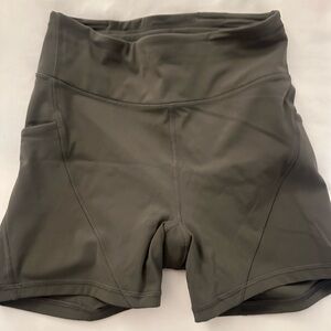 Lululemon green biker shorts